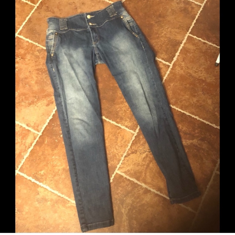 Monjeloco Brazilian Butt Lift Jeans